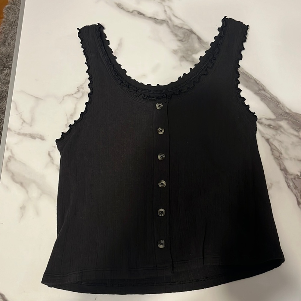 Black Cropped Tank Top Old Navy; Size XL women’s
